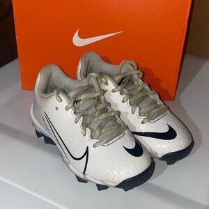 Nike White and Black Softball Cleats